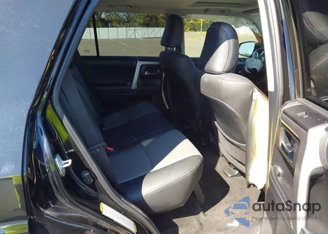 2021 Toyota 4Runner Sr5 Premium z USA, uszkodzony, nr VIN JTENU5JR7M5856985